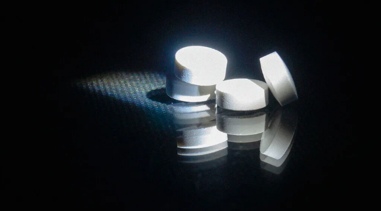 Why researchers say you should stop taking aspirin if you’re taking warfarin