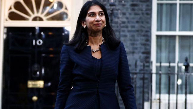 Backlash to Braverman builds as foreign secretary defends her re-appointment
