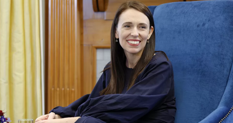 New Zealand: Jacinda Ardern apologises for MP insult caught on mic