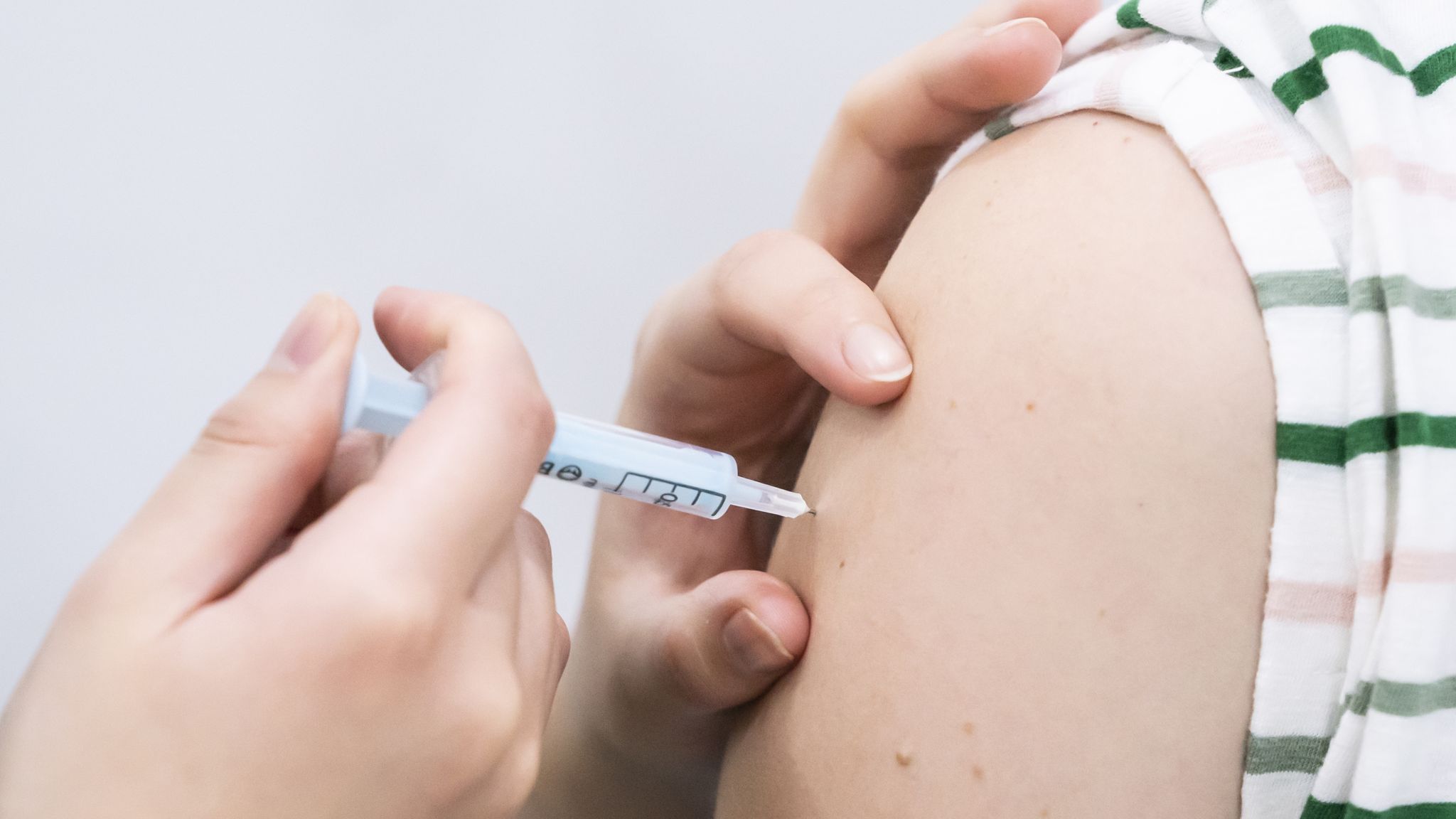 COVID vaccines could soon be sold on high street, retailers say